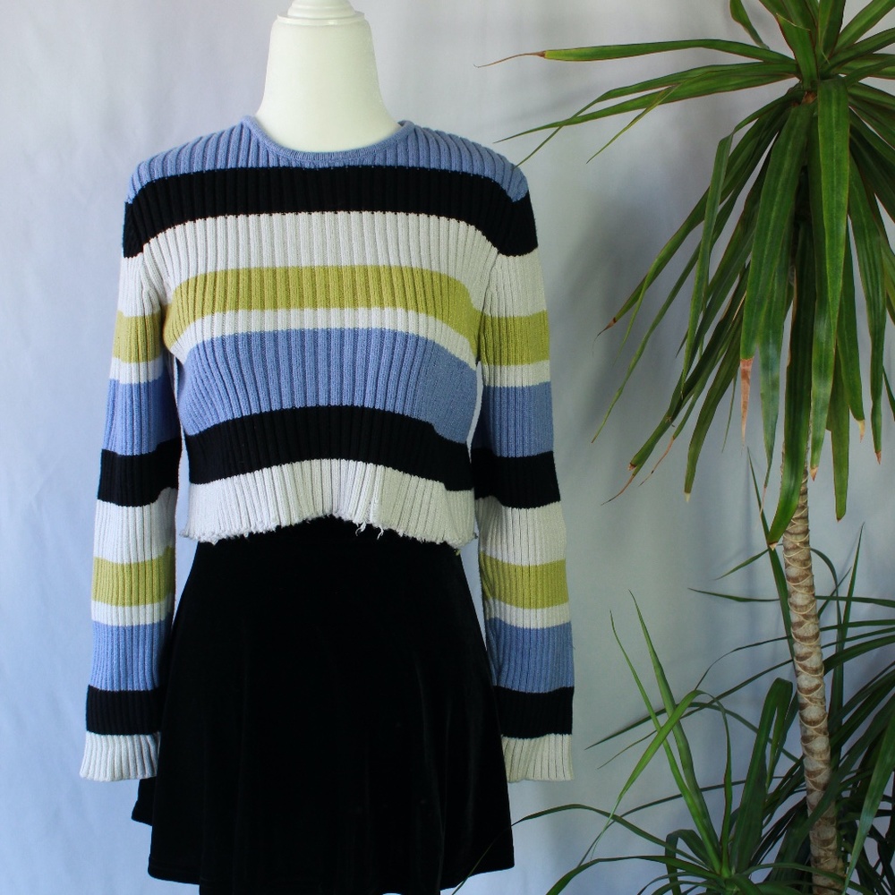 Cropped Crew Neck Sweater